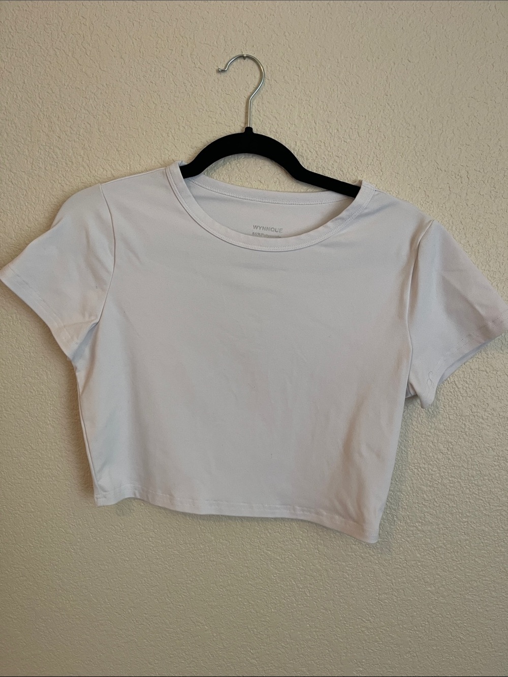 Amazon White Women's Crop Tee - Short Sleeve Crew Neck
